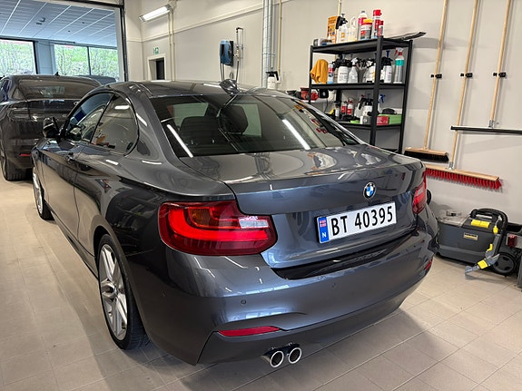 BMW 220d 6 of 17