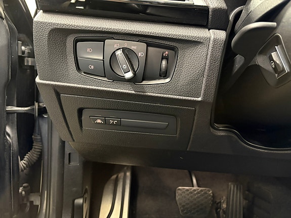 BMW 220d 14 of 17