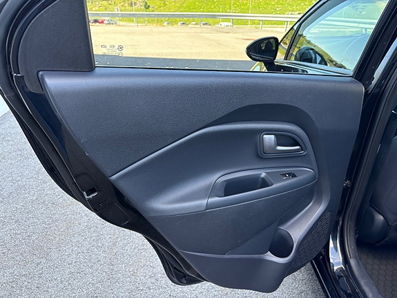 Kia Rio 13 of 30