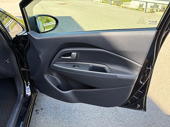 Kia Rio 20 of 30