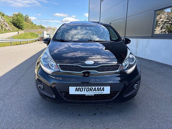 Kia Rio 7 of 30