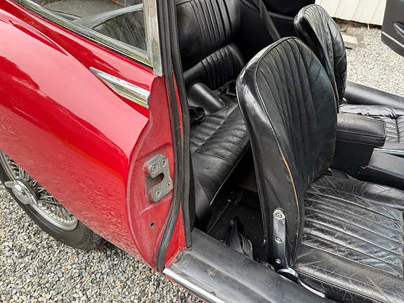 Jaguar E-TYPE 29 of 30
