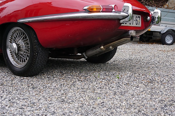 Jaguar E-TYPE 11 of 30