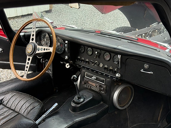 Jaguar E-TYPE 28 of 30