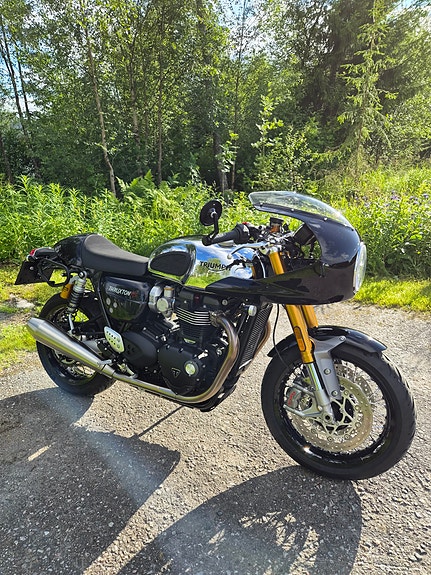 Triumph Thruxton 1200 RS Chrom Edition 2 of 5