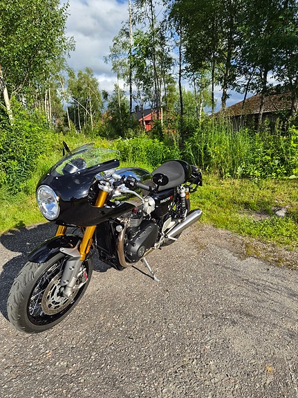 Triumph Thruxton 1200 RS Chrom Edition 3 of 5