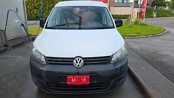 Volkswagen Caddy 2 of 5