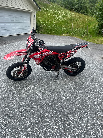 Fantic XMF 125 5 of 5
