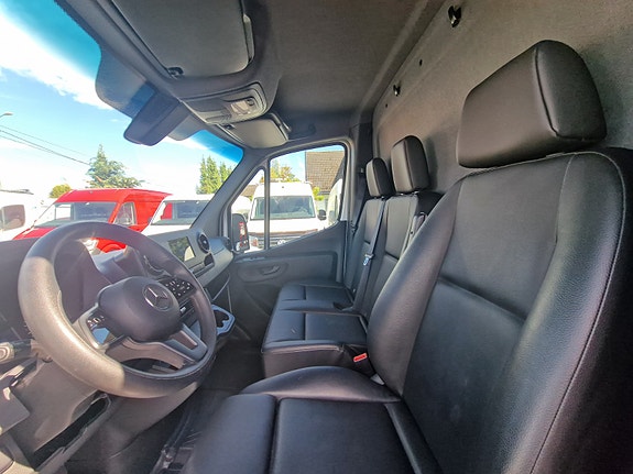 Mercedes-Benz Sprinter 317 19 of 28