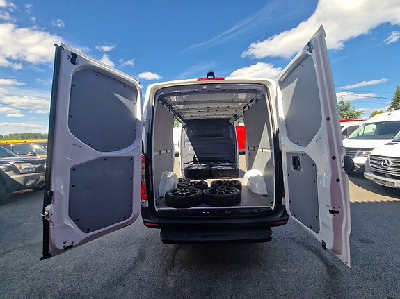 Mercedes-Benz Sprinter 317 7 of 28