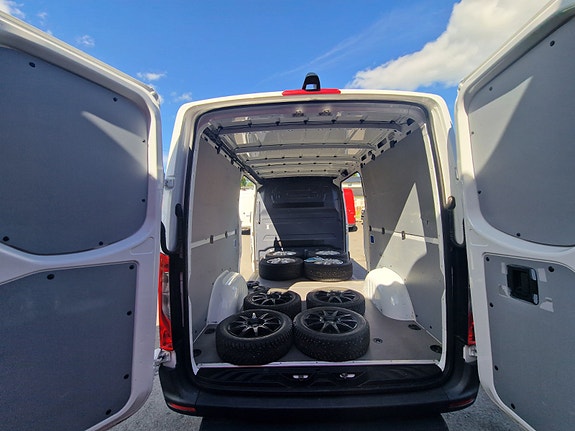 Mercedes-Benz Sprinter 317 27 of 28