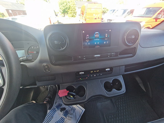 Mercedes-Benz Sprinter 317 25 of 28