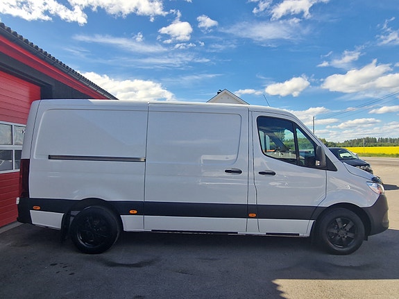 Mercedes-Benz Sprinter 317 3 of 28