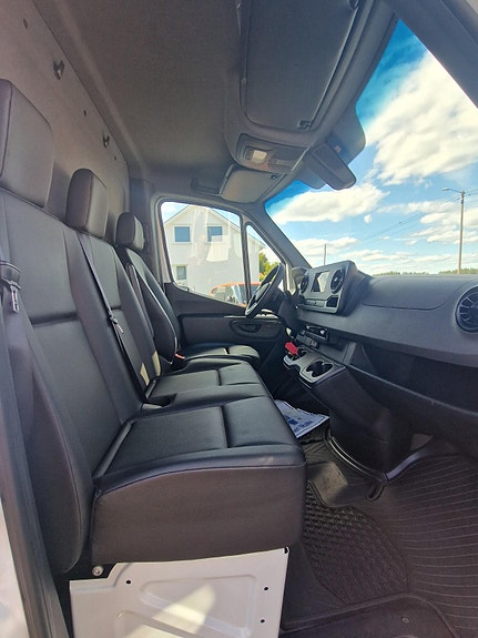 Mercedes-Benz Sprinter 317 23 of 28