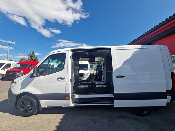 Mercedes-Benz Sprinter 317 4 of 28