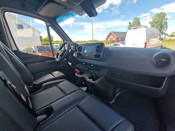 Mercedes-Benz Sprinter 317 21 of 28