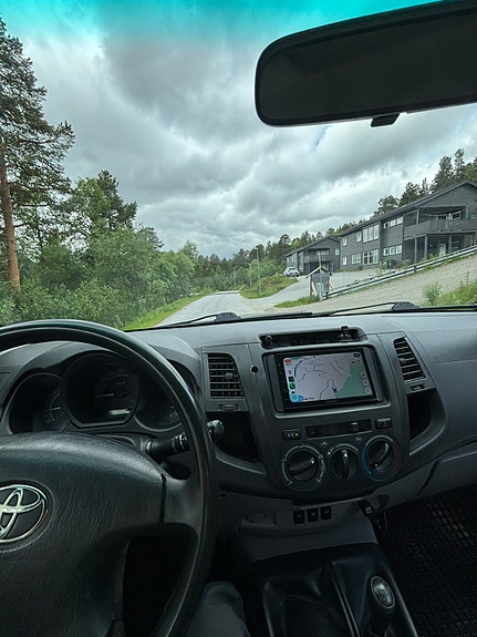 Toyota HiLux 21 of 30