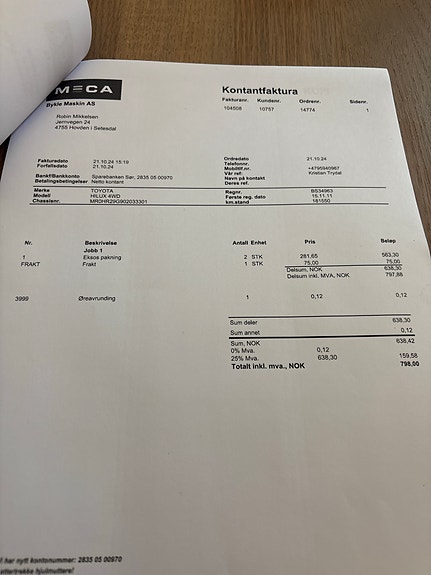 Toyota HiLux 29 of 30