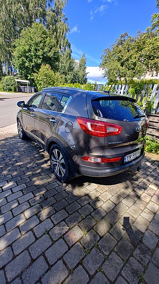 Kia Sportage 3 of 5