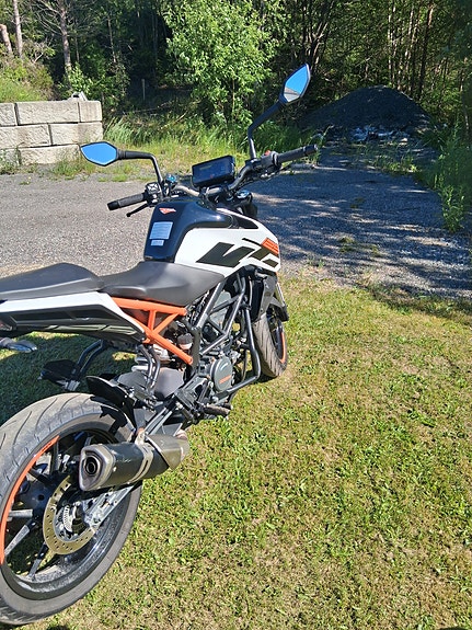 KTM 125 Duke 5 of 9