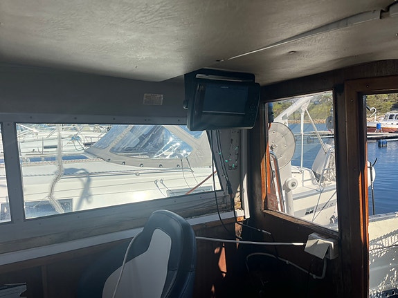Marex 32 friendship 4 of 5