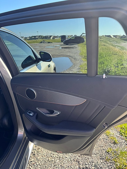 Mercedes-Benz EQC400 9 of 20