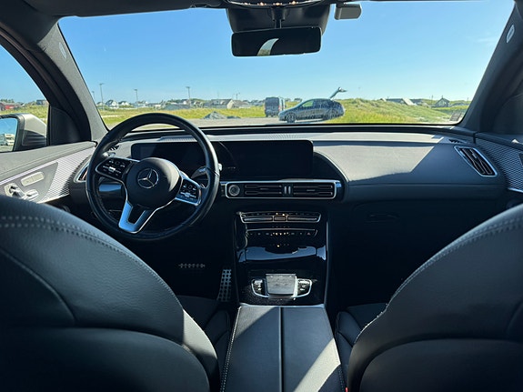 Mercedes-Benz EQC400 13 of 20