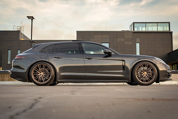 Porsche Panamera 4 4 of 27