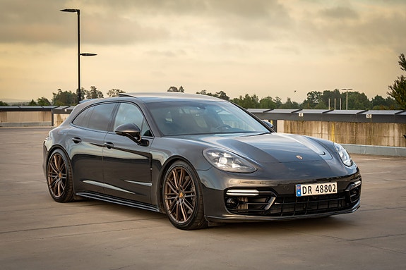 Porsche Panamera 4 5 of 27