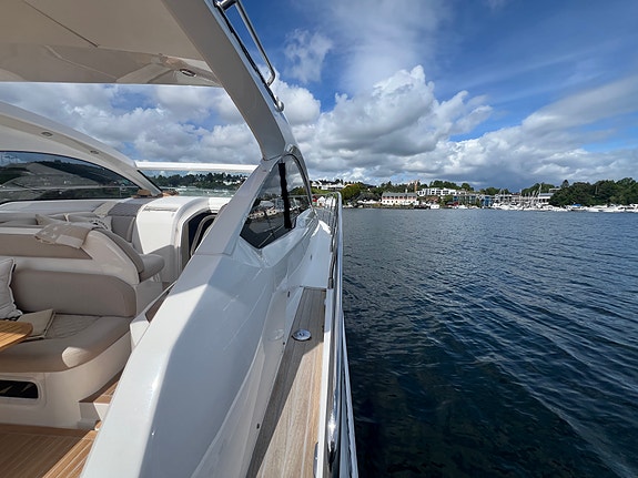 Fairline 38 Targa GT, autopilot, generator, radar, hekk og baugthruster 22 of 30