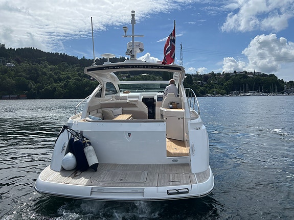Fairline 38 Targa GT, autopilot, generator, radar, hekk og baugthruster 4 of 5