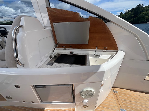 Fairline 38 Targa GT, autopilot, generator, radar, hekk og baugthruster 23 of 30