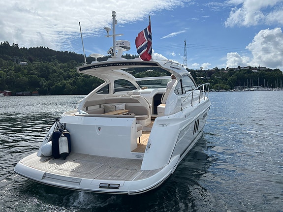 Fairline 38 Targa GT, autopilot, generator, radar, hekk og baugthruster 9 of 30