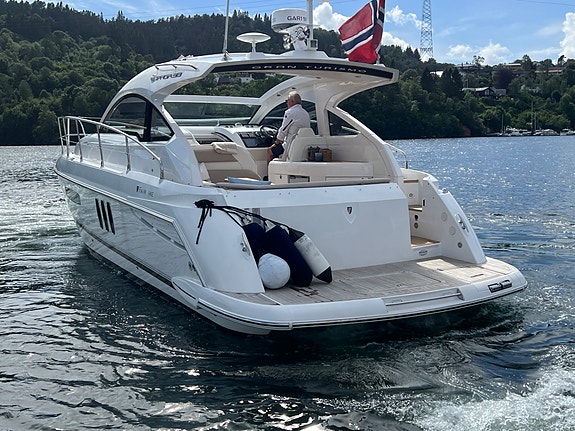Fairline 38 Targa GT, autopilot, generator, radar, hekk og baugthruster 6 of 30