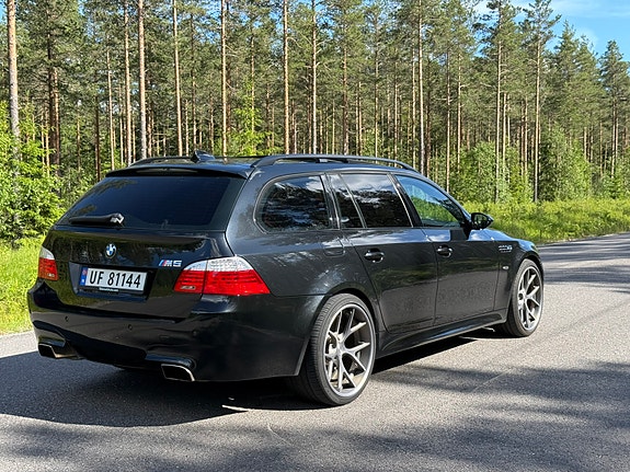 BMW M5 5 of 5