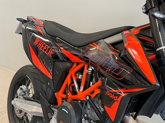 KTM 690 SMC-R 1-EIER/WINGS/SMF LYKT/R&K SKILTFESTE 4 of 5