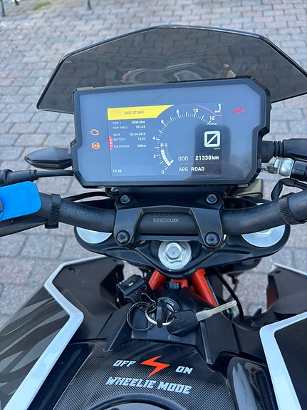 KTM 390 Duke 4 of 4