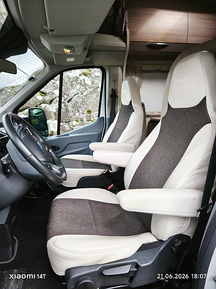 Challenger Genesis C276 13 of 26