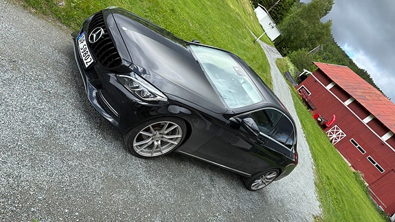 Mercedes-Benz C180 5 of 13