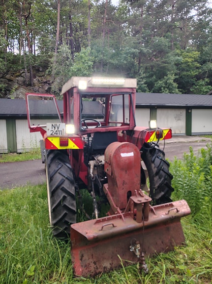 Zetor 5745 2 of 11