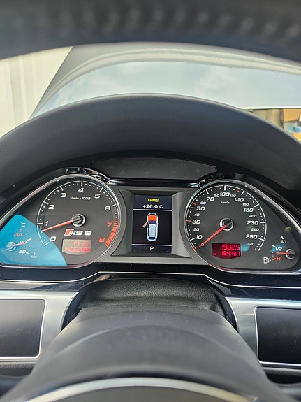 Audi RS6 28 of 30
