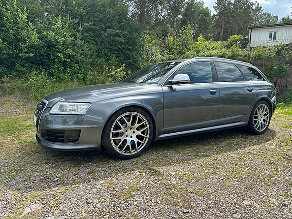 Audi RS6 2 of 30