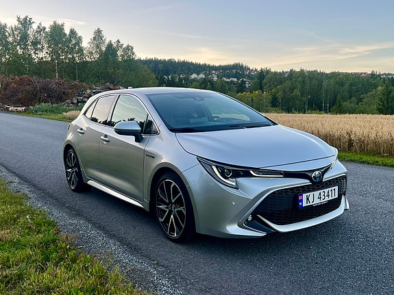 Toyota Corolla 7 of 30