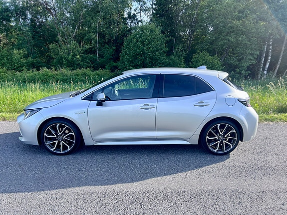 Toyota Corolla 3 of 30