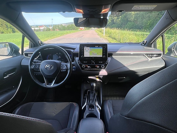 Toyota Corolla 21 of 30