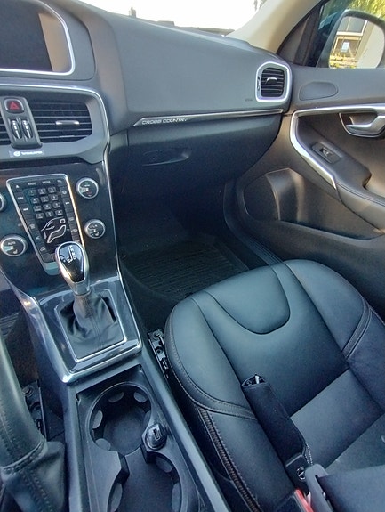 Volvo V40 Cross Country 5 of 5