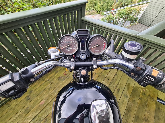 Suzuki GS 400 3 of 13