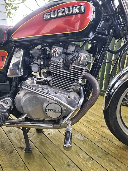 Suzuki GS 400 4 of 13