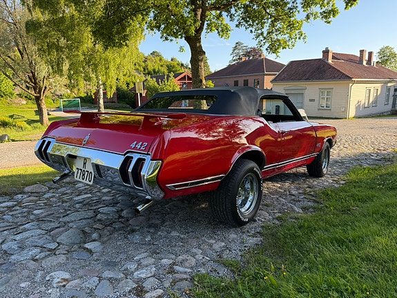 Oldsmobile Cutlass 5 of 5