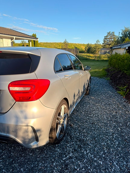 Mercedes-Benz A180 5 of 5